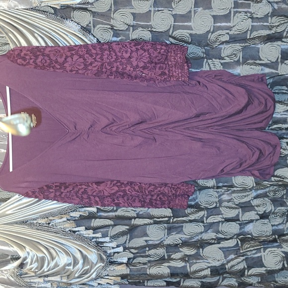 Torrid Plus Size Super Soft Top Size 4X. Beautiful burgandy.  NWT - Picture 10 of 15